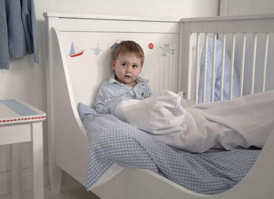 How to Transition your Toddler from a Cot to the Bed