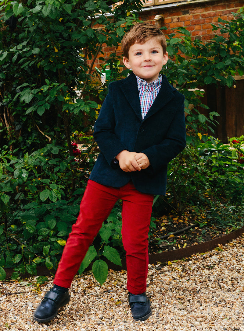 Jake Jeans in Deep Red