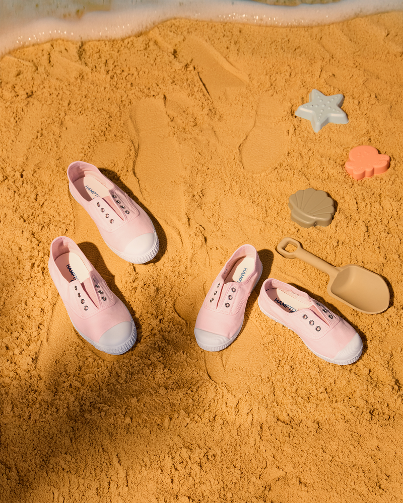 Hampton Canvas Plum Plimsolls in Pale Pink