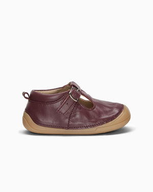 My First Hampton Classics Ari Pre-Walkers in Burgundy