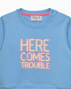 Confiture Sweatshirt Baby Here Comes Trouble Sweatshirt in Blue/Pink