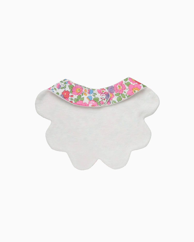 Scalloped Bib in Fuchsia Betsy