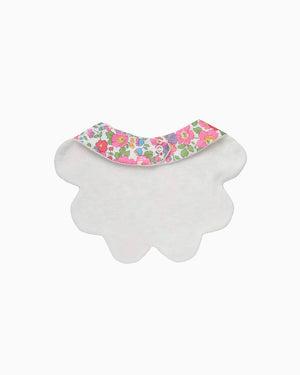 Scalloped Bib in Fuchsia Betsy