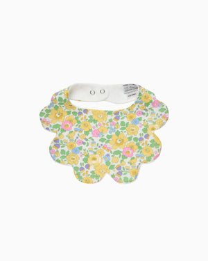 Scalloped Bib in Yellow Betsy