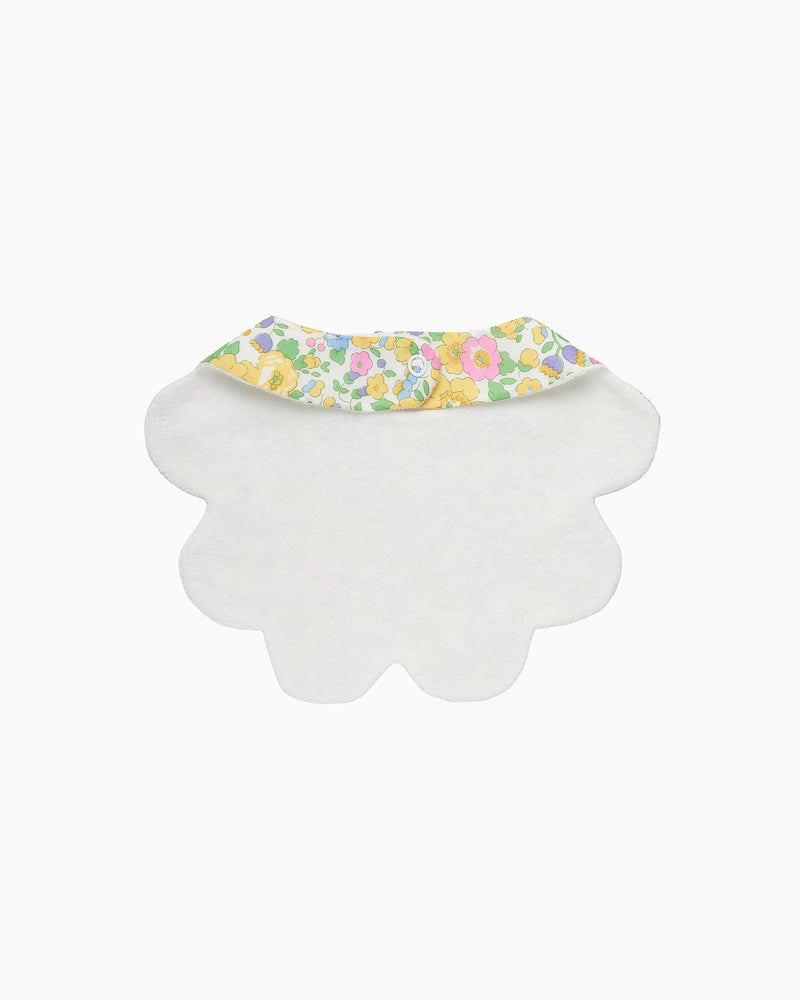 Scalloped Bib in Yellow Betsy
