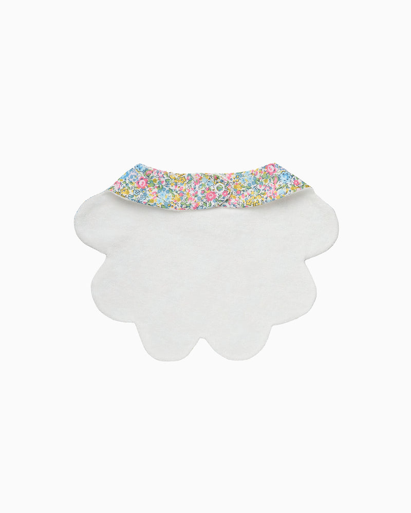 Scalloped Bib in Emma & Georgina