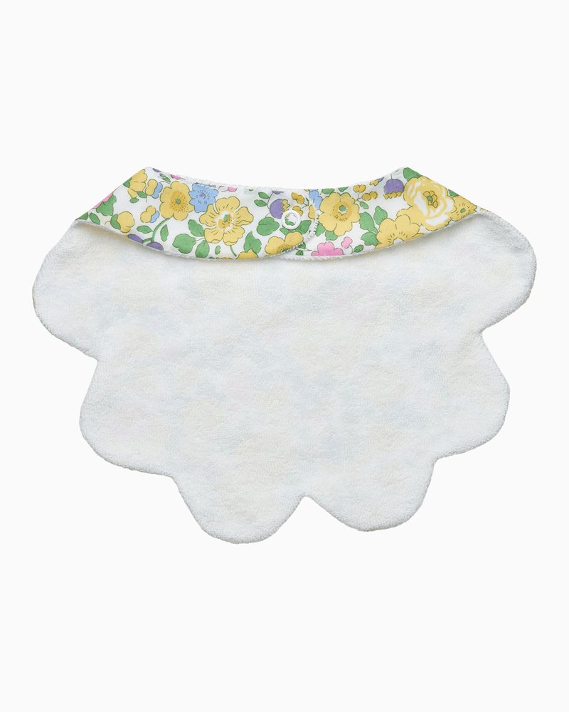 Scalloped Bib in Yellow Betsy