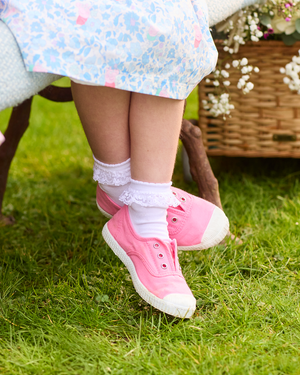 Hampton Canvas Canvas Shoes Hampton Canvas Plum Plimsolls in Bonbon Pink - Trotters Childrenswear