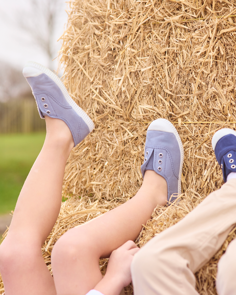 Hampton Canvas Plum Plimsolls in Steel Blue Trotters – Trotters