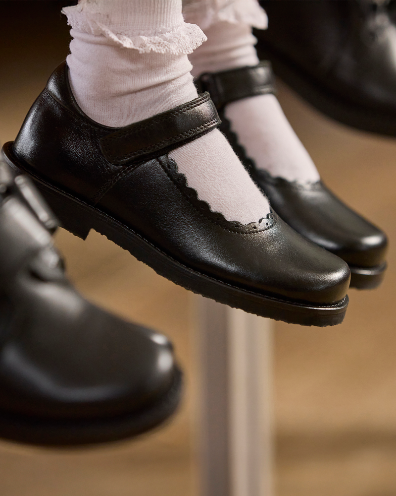 Hampton Classics Etta School Shoes in Black