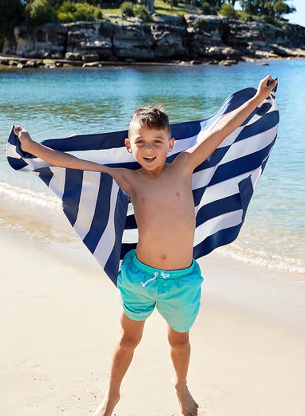 Dock & Bay Towel Dock & Bay Microfibre Beach Towel in Whitsunday Blue