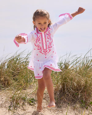 Embroidered Kaftan in White/Fuchsia