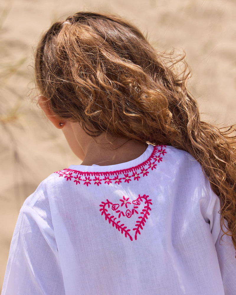 Embroidered Kaftan in White/Fuchsia