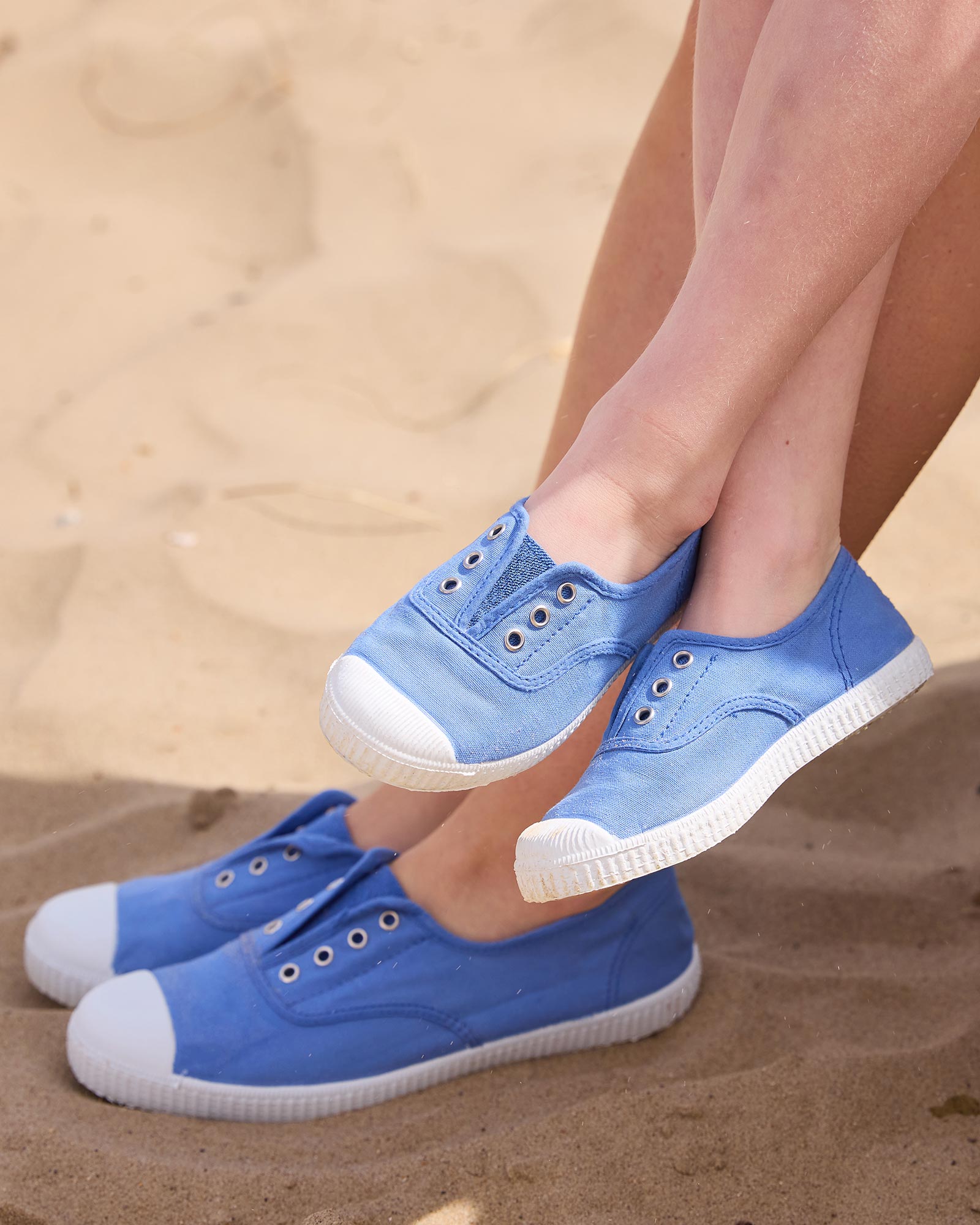 Hampton Canvas Plum Plimsolls in Cornflower | Trotters – Trotters