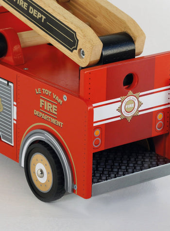 Le Toy Van Wooden Fire Engine