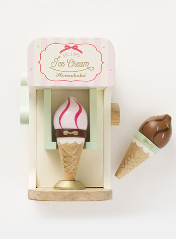 Le Toy Van Ice Cream Machine