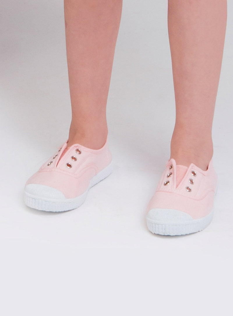 Hampton Canvas  Shoes Hampton Canvas Plum Plimsolls in Pale Pink