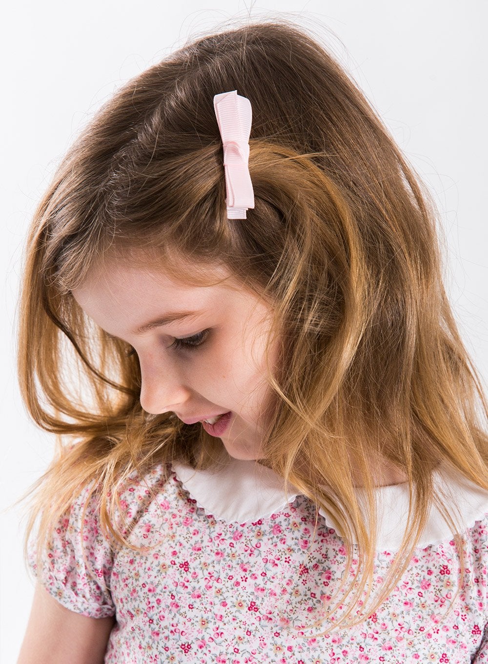 Lily Rose Clip Small Bow Hair Clip in Powder Pink - Trotters Childrenswear